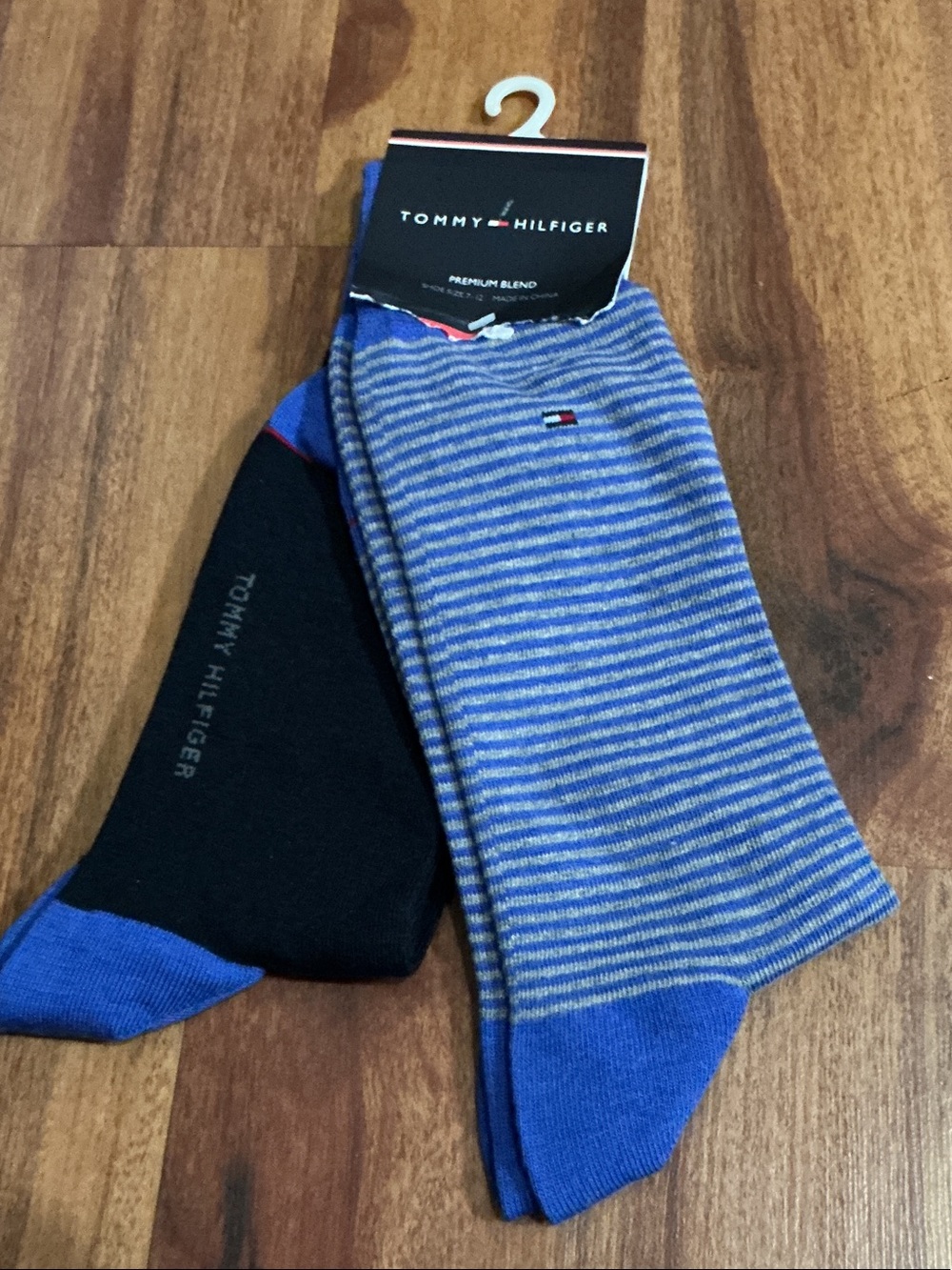 Tommy Hilfiger Men’s Blue Striped & Black Crew Sock Duo nwt